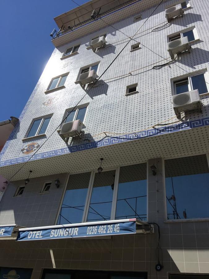 Hotel Sungur Demirci  Екстериор снимка