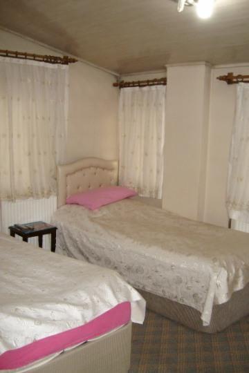 Hotel Sungur Demirci  Екстериор снимка